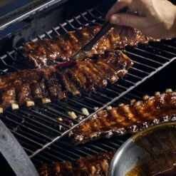 Weber SmokeFire EX6 Freestanding Pellet Grill, 36-Inch (WEB-23510201) -Weber web 23510201 ls d 05 22