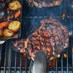 Weber SmokeFire EPX6 Freestanding Pellet Grill, 36-Inch, Stealth Edition (WEB-23611501) -Weber web 23611501 e 05 22