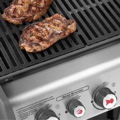 Weber Spirit E-330 3-Burner Freestanding Propane Gas Grill With Sear Station (WEB-46810001) -Weber web 46810001 feat a 05 22