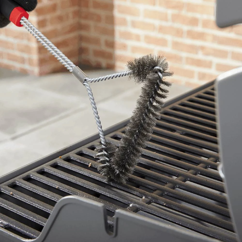 Weber 18-Inch Three-Sided Grill Brush (WEB-6278) 5 Weber 18-Inch Three-Sided Grill Brush (WEB-6278) - Image 3
