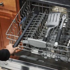 Weber Precision Grill Tongs, Spatula And Brush Set (WEB-6772) 12 Weber Precision Grill Tongs, Spatula And Brush Set (WEB-6772) -Weber web 6772 e 05 22