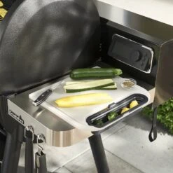 Weber Cutting Board With Catch Bin (WEB-7032) -Weber web 7032 d 05 22